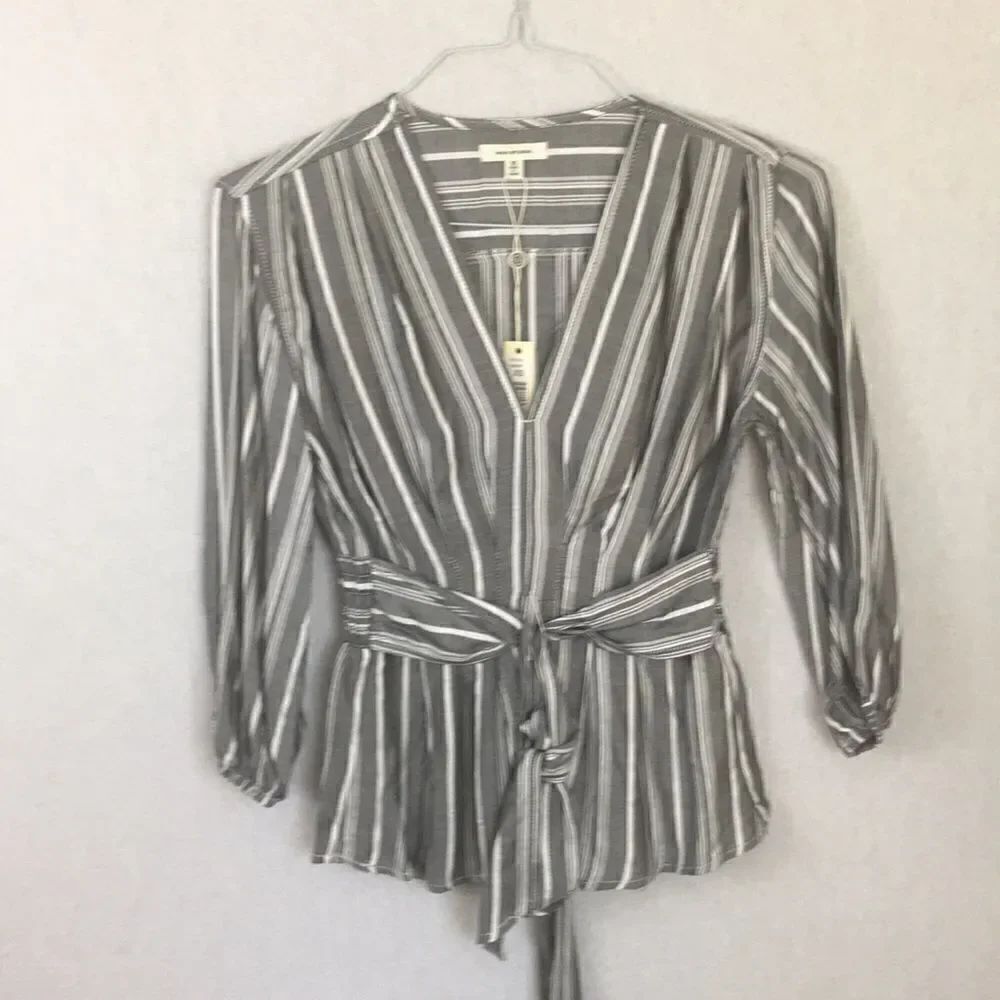 🅢🅐🅛🅔 Max Studio Striped Top - Picture 3 of 14